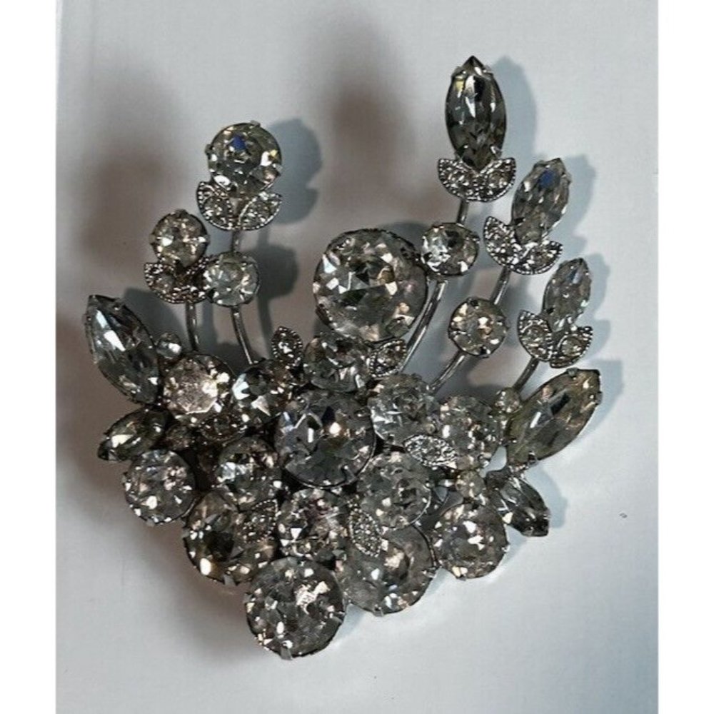 Vintage Eisenberg Crystal Prong Rhinestone Floral Wreath Brooch Pin Rhodium
